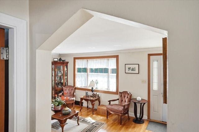 3 Devine Rd, Randolph, MA 02368