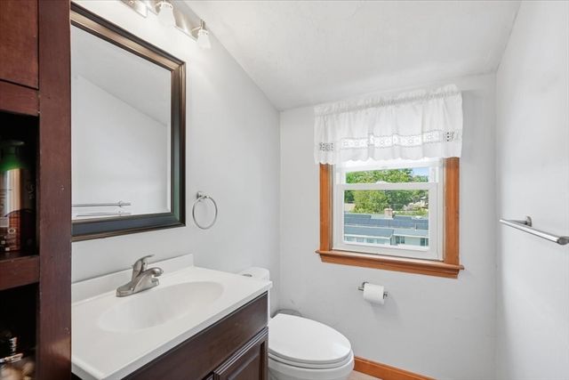 3 Devine Rd, Randolph, MA 02368