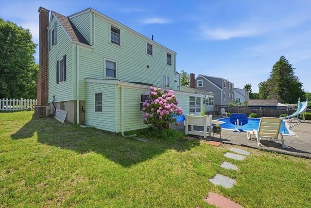 3 Devine Rd, Randolph, MA 02368