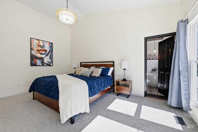 3335 E Red Stone Drive, Boise, ID 83712