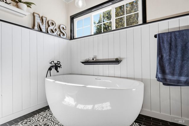 3335 E Red Stone Drive, Boise, ID 83712