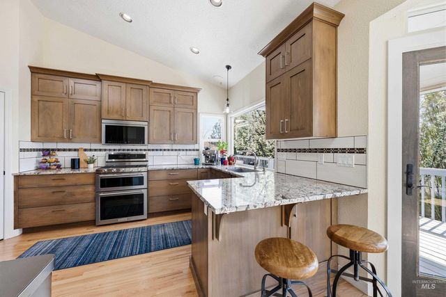 3335 E Red Stone Drive, Boise, ID 83712