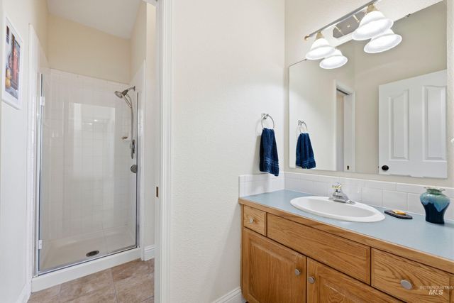 3335 E Red Stone Drive, Boise, ID 83712