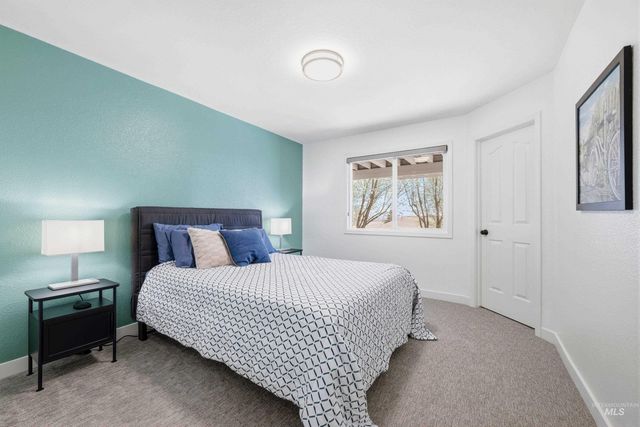 3335 E Red Stone Drive, Boise, ID 83712