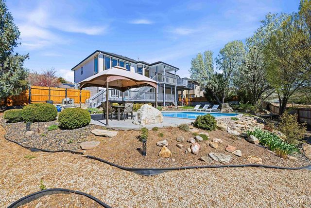 3335 E Red Stone Drive, Boise, ID 83712