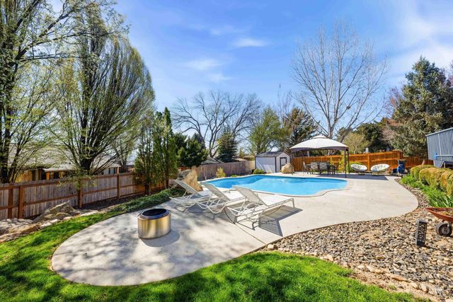 3335 E Red Stone Drive, Boise, ID 83712