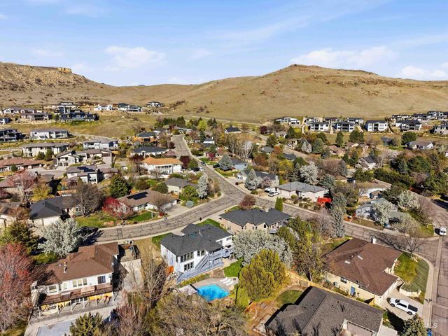 3335 E Red Stone Drive, Boise, ID 83712