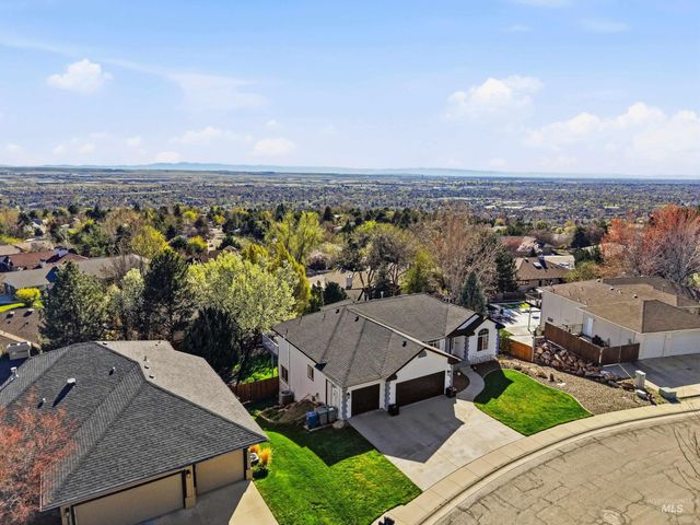 3335 E Red Stone Drive, Boise, ID 83712