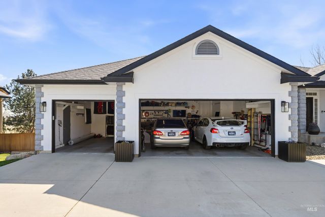 3335 E Red Stone Drive, Boise, ID 83712