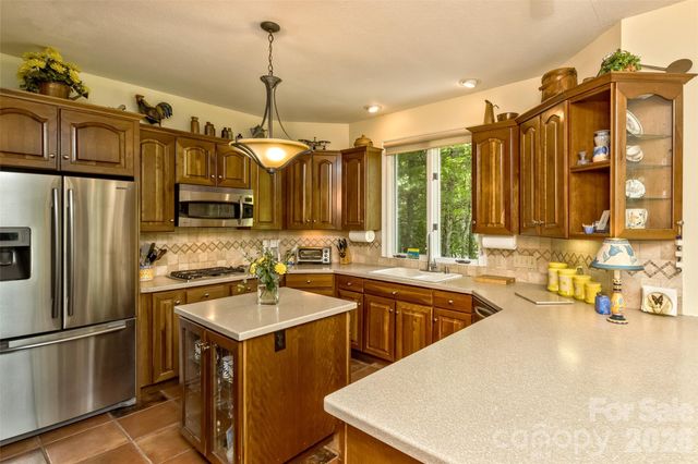 25 Windsong Drive, Fairview, NC 28730