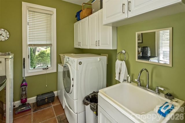 25 Windsong Drive, Fairview, NC 28730