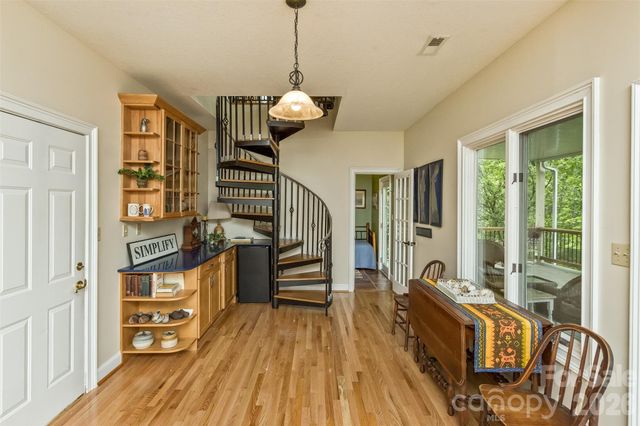 25 Windsong Drive, Fairview, NC 28730
