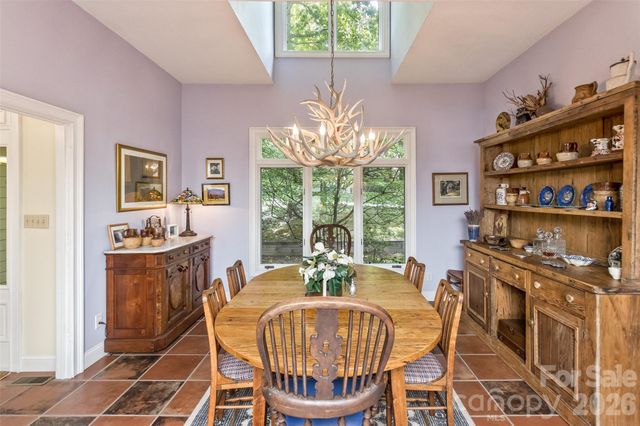25 Windsong Drive, Fairview, NC 28730