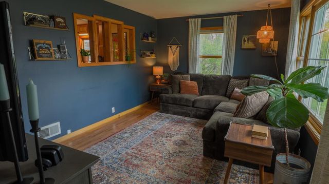 718 Maple Street, Chippewa Falls, WI 54729