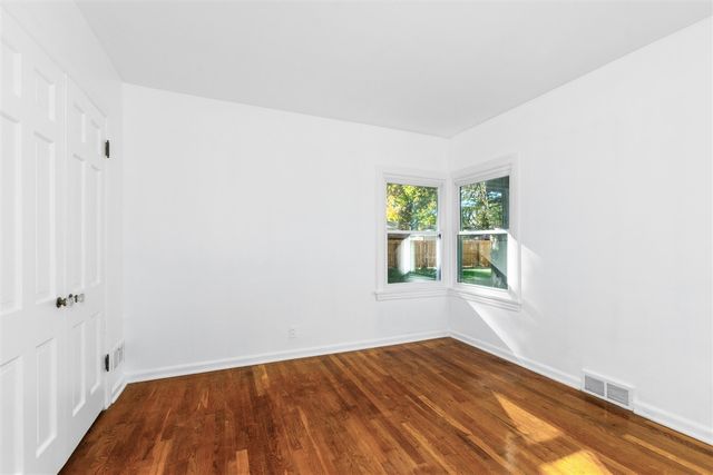 5715 Kalamazoo Avenue, Grand Rapids, MI 49508