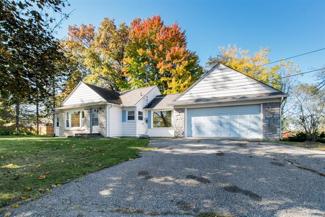 5715 Kalamazoo Avenue, Grand Rapids, MI 49508