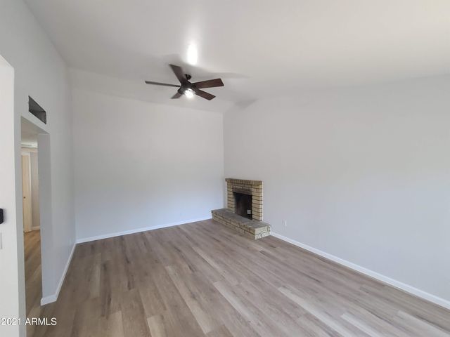 26 W Concorda Drive 104, Tempe, AZ 85282