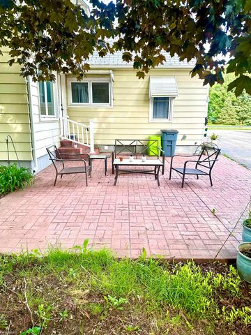2297 Covert Road, Burton, MI 48509