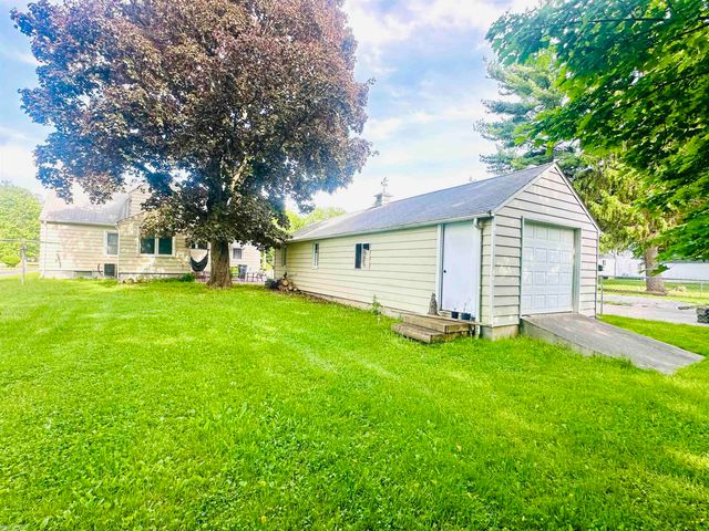 2297 Covert Road, Burton, MI 48509