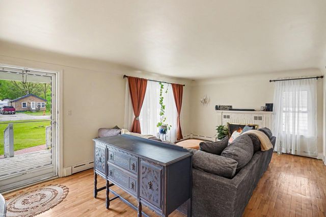 2297 Covert Road, Burton, MI 48509
