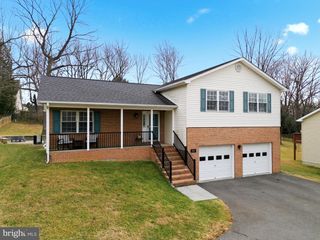 200 LAUCK DR, Winchester, VA 22603