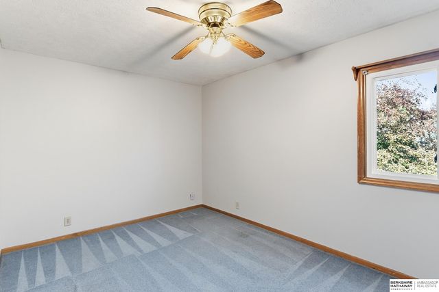 1104 Thurston Avenue, Bellevue, NE 68123