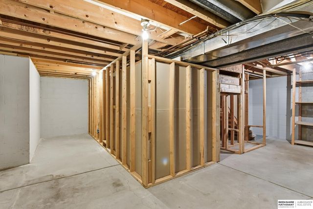 1104 Thurston Avenue, Bellevue, NE 68123