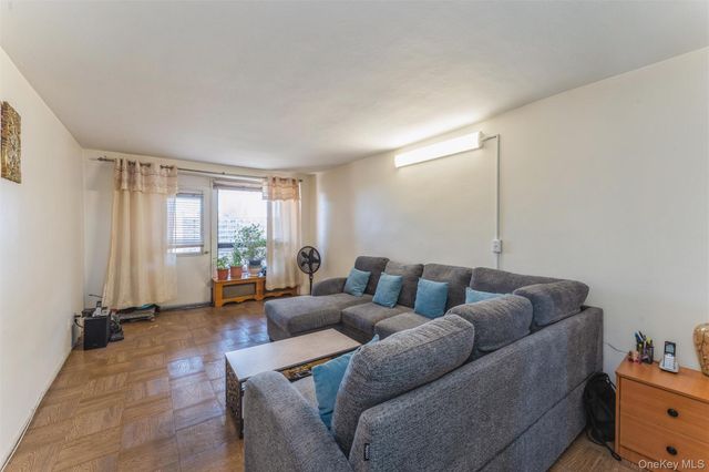 61-15 98th Street 16H, Rego Park, NY 11374