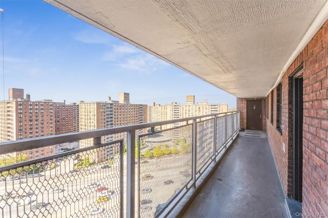 61-15 98th Street 16H, Rego Park, NY 11374
