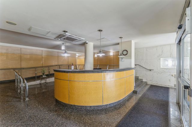 61-15 98th Street 16H, Rego Park, NY 11374