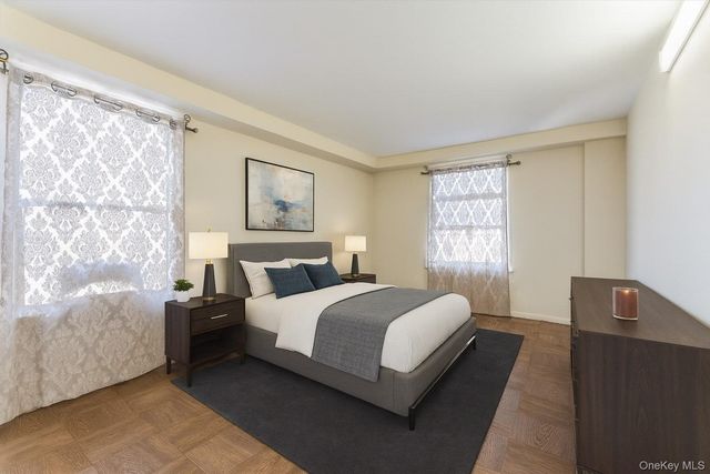 61-15 98th Street 16H, Rego Park, NY 11374