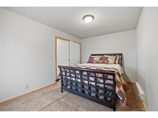 275 Vulture Ln, Jefferson, CO 80456