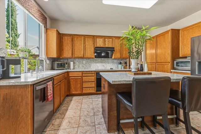 2735 Tejon St, Lodi, CA 95242