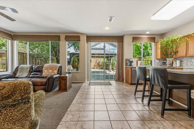 2735 Tejon St, Lodi, CA 95242