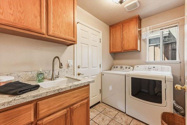 2735 Tejon St, Lodi, CA 95242