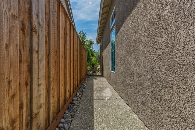 2735 Tejon St, Lodi, CA 95242