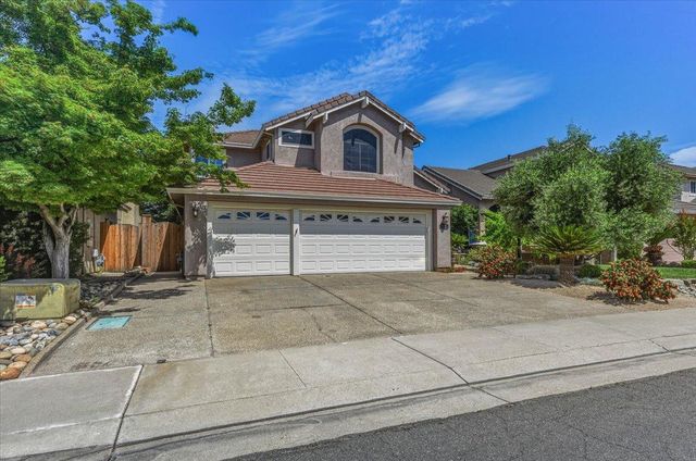 2735 Tejon St, Lodi, CA 95242