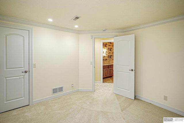 14603 Ernst Street, Bennington, NE 68007