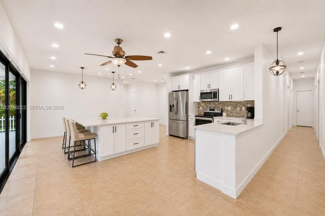 26363 SW 152nd Avenue, Homestead, FL 33032