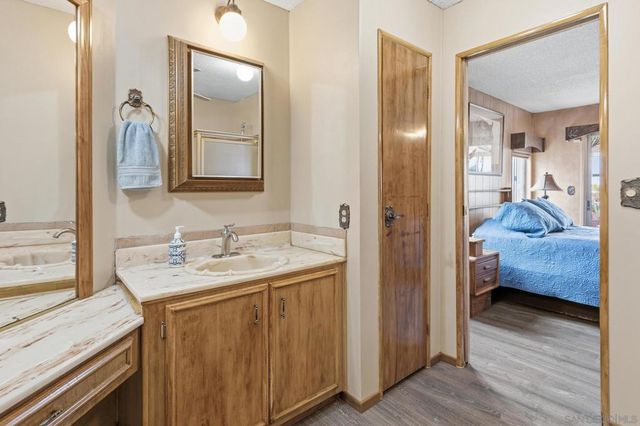 1370 Cabrillo Drive, Hemet, CA 92543