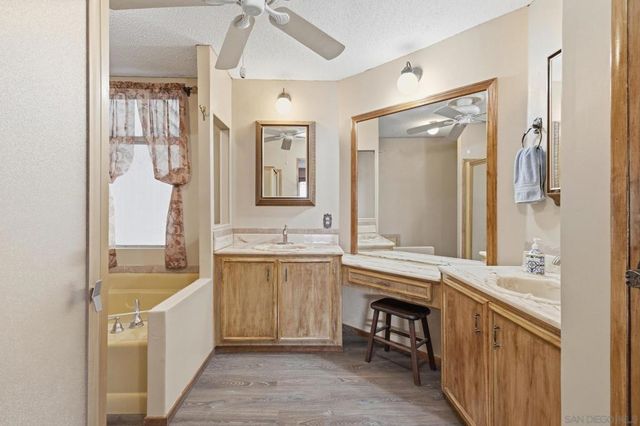 1370 Cabrillo Drive, Hemet, CA 92543