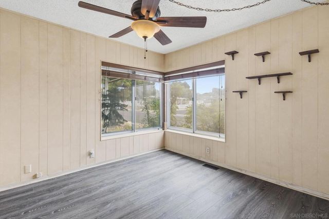 1370 Cabrillo Drive, Hemet, CA 92543