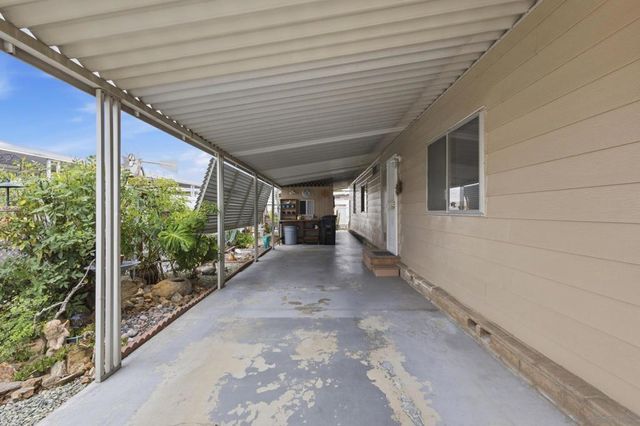 1370 Cabrillo Drive, Hemet, CA 92543