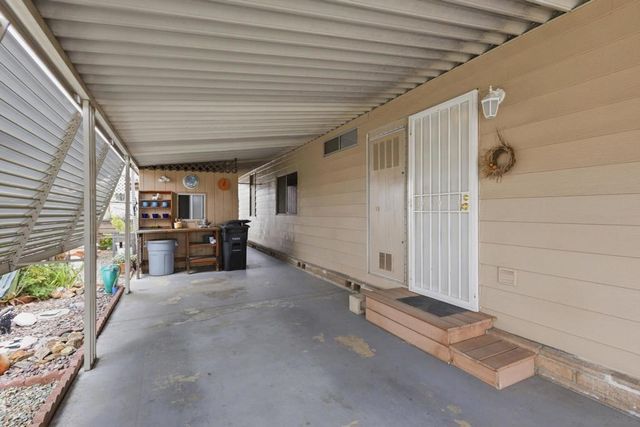 1370 Cabrillo Drive, Hemet, CA 92543