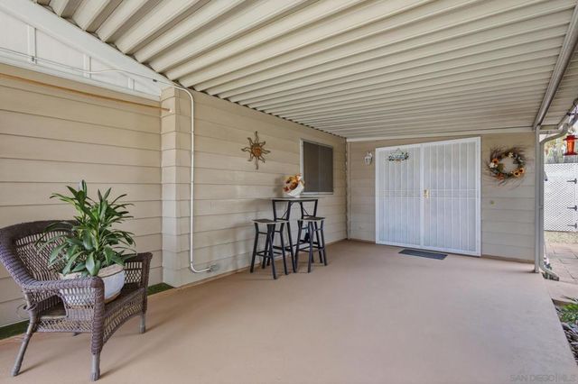 1370 Cabrillo Drive, Hemet, CA 92543