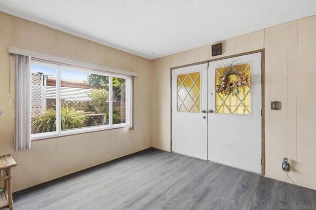 1370 Cabrillo Drive, Hemet, CA 92543