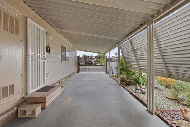 1370 Cabrillo Drive, Hemet, CA 92543