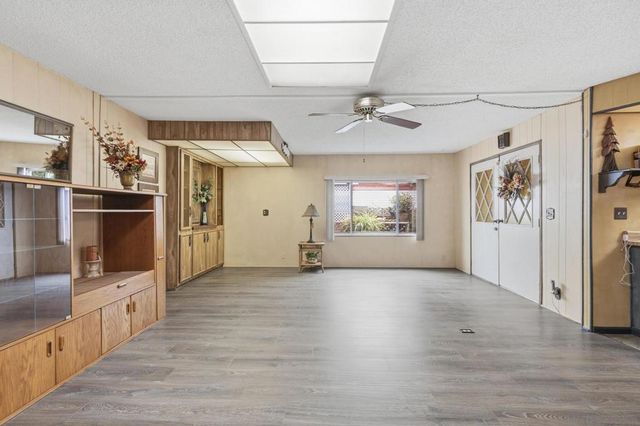 1370 Cabrillo Drive, Hemet, CA 92543