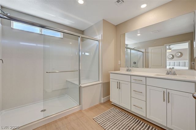 10029 Luna River Avenue, Las Vegas, NV 89148