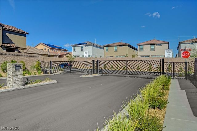 10029 Luna River Avenue, Las Vegas, NV 89148